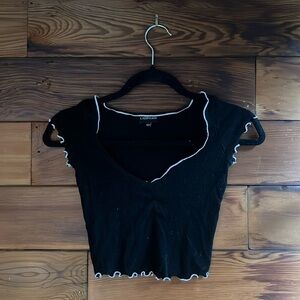 small black crop top with lettuce edge
